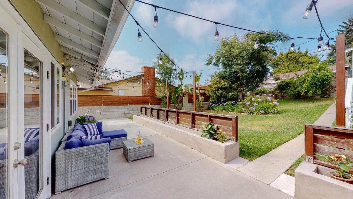 Luxury La Home-cheviot Hills -lovely Yard Ferienhaus Los Angeles